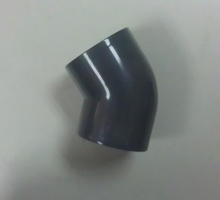 Qualität  Large Insert Injection Molding Replacement Parts Custom Plastic Parts Injection Molding PVC Caps usine